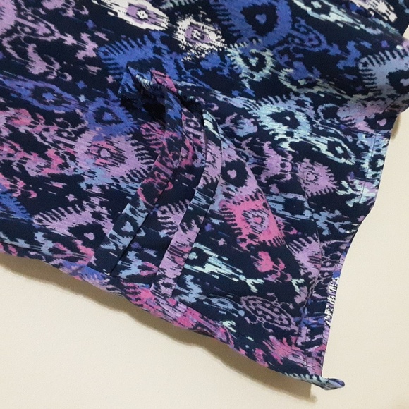 Butter Soft Medical Scrubs Women S Colorful Leaf and Abstract Pattern bundle 2 - Picture 4 of 10